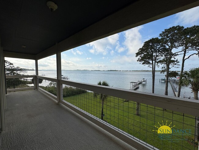Building Photo - Waterfront Condo with Stunning Views – 2BR...