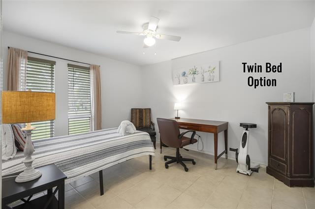 Building Photo - 2725 Westridge Dr