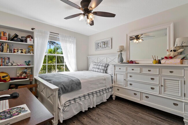 Building Photo - 7826 Sienna Springs Dr