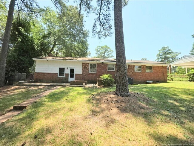 Building Photo - 5340 Docia Cir