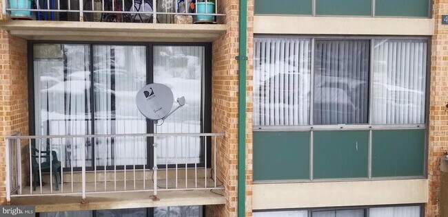 Building Photo - 491 N Armistead St