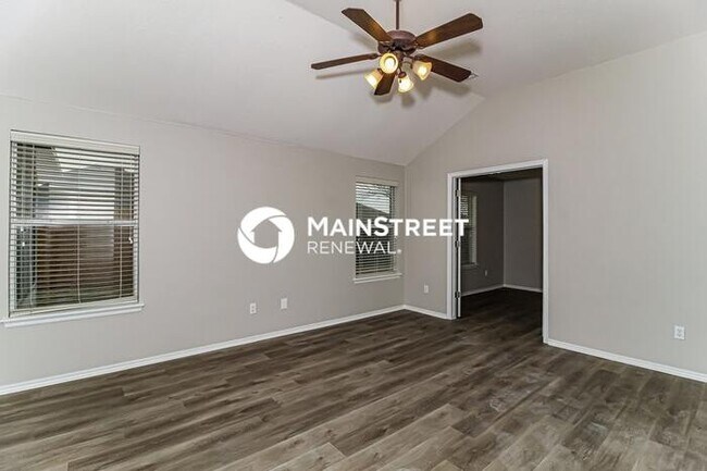 Building Photo - 3 Bedroom Pet-Friendly Home in OKLAHOMA CI...