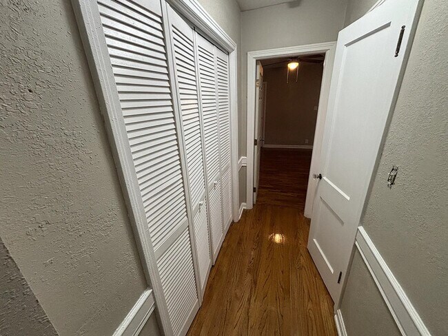 Building Photo - Crown Heights Home For Rent