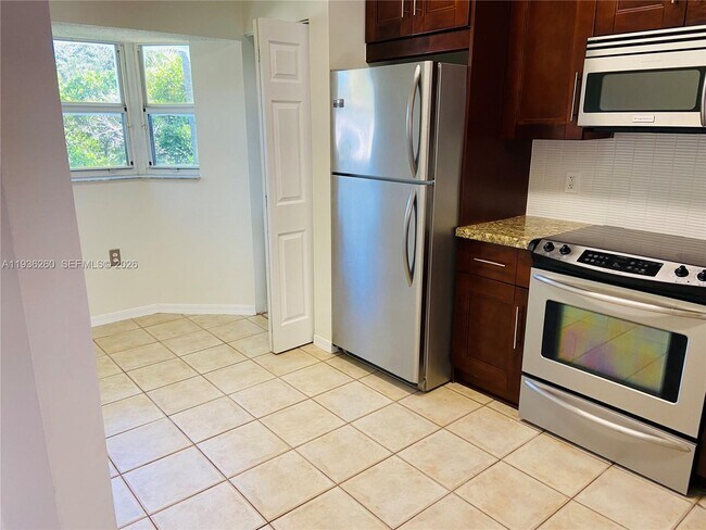 Building Photo - 2173 NW 78th Ave