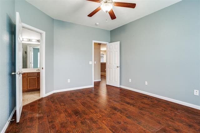 Building Photo - 316 Crosscreek Dr