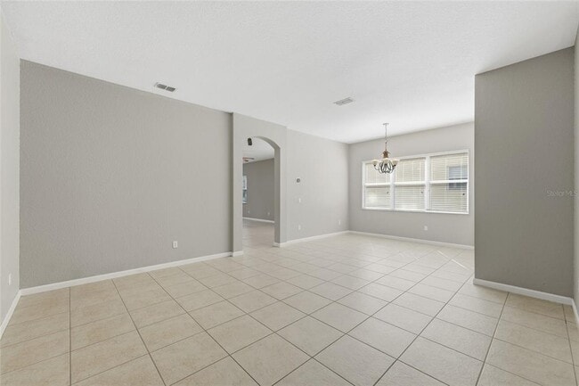 Building Photo - 6920 Helmsley Cir