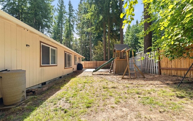 Building Photo - 21737 E Terra Ln SE