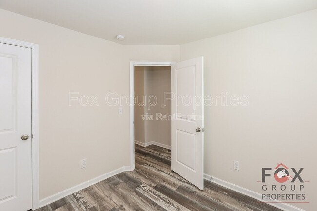 Building Photo - 104 Dogwood Vlg Trl
