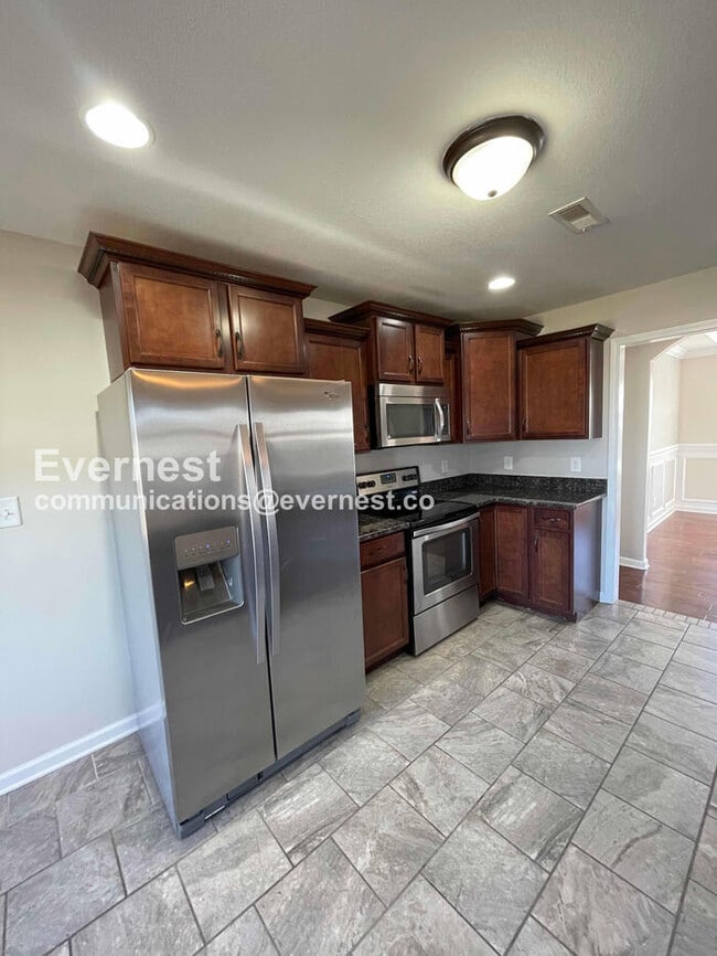 Building Photo - 3393 Wiser Dr