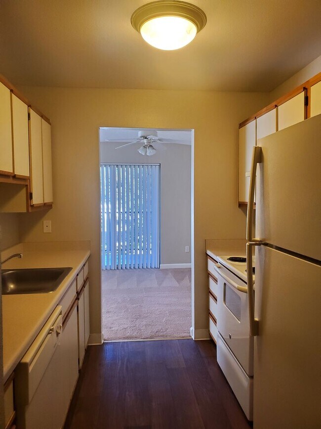 Interior Photo - Chesapeake Pointe