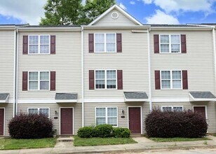 Building Photo - 18 Red Ln