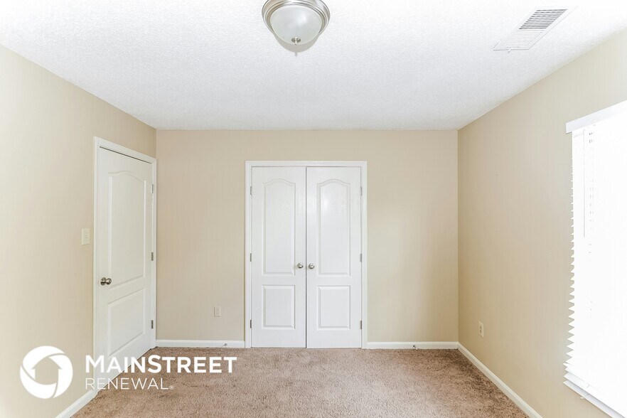 Building Photo - 9763 Riggan Dr