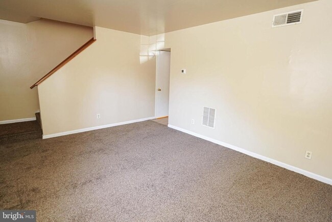 Building Photo - 1421 Emerson Ave