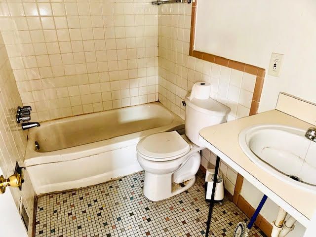 Building Photo - 290 North Ave