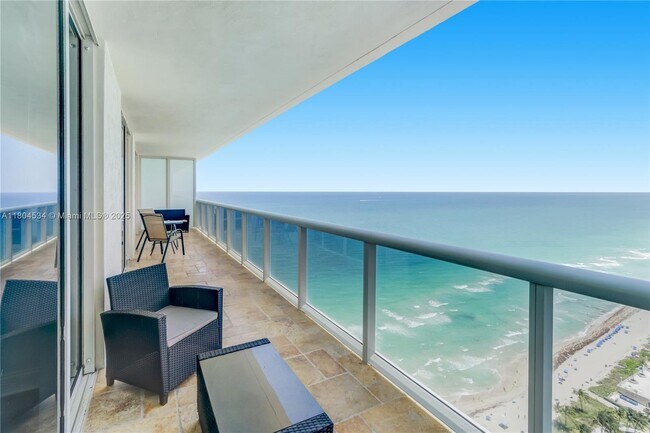 Building Photo - 1830 S Ocean Dr