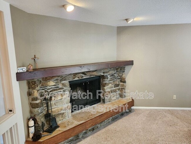 Building Photo - 3890 Caravelle Dr