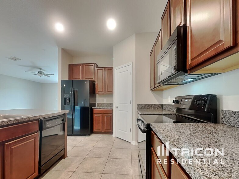 Building Photo - 14608 Scottburgh Glen Dr
