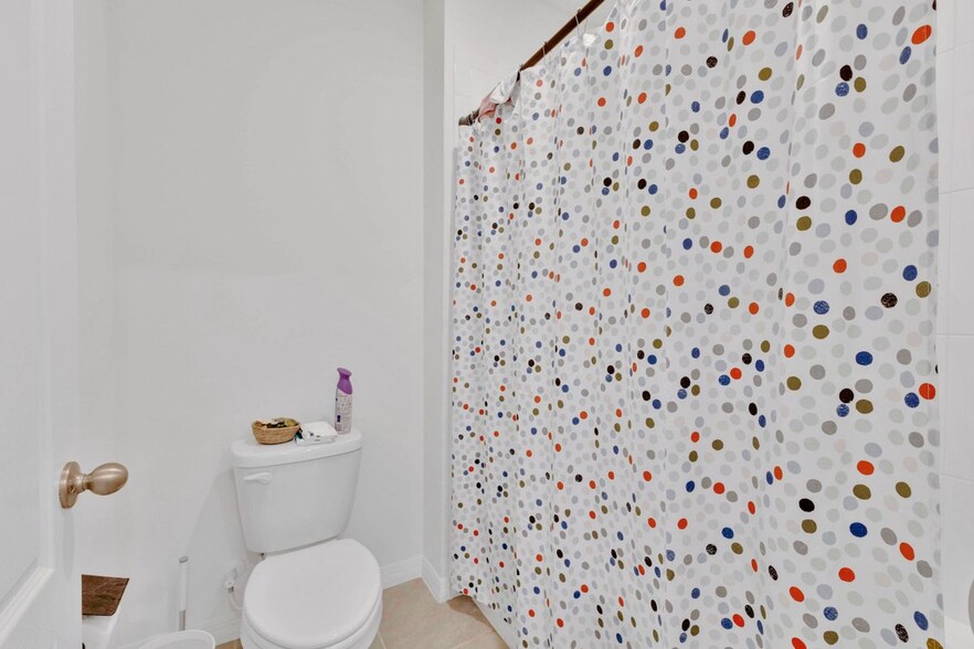 Building Photo - 473 Archway Pl