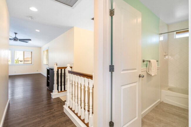 Building Photo - Waikapu Gardens 4 Bed/3 Bath, Beautiful Ho...