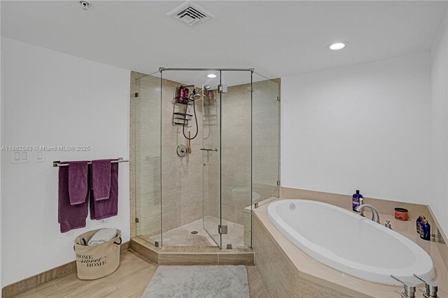 Building Photo - 7930 East Dr