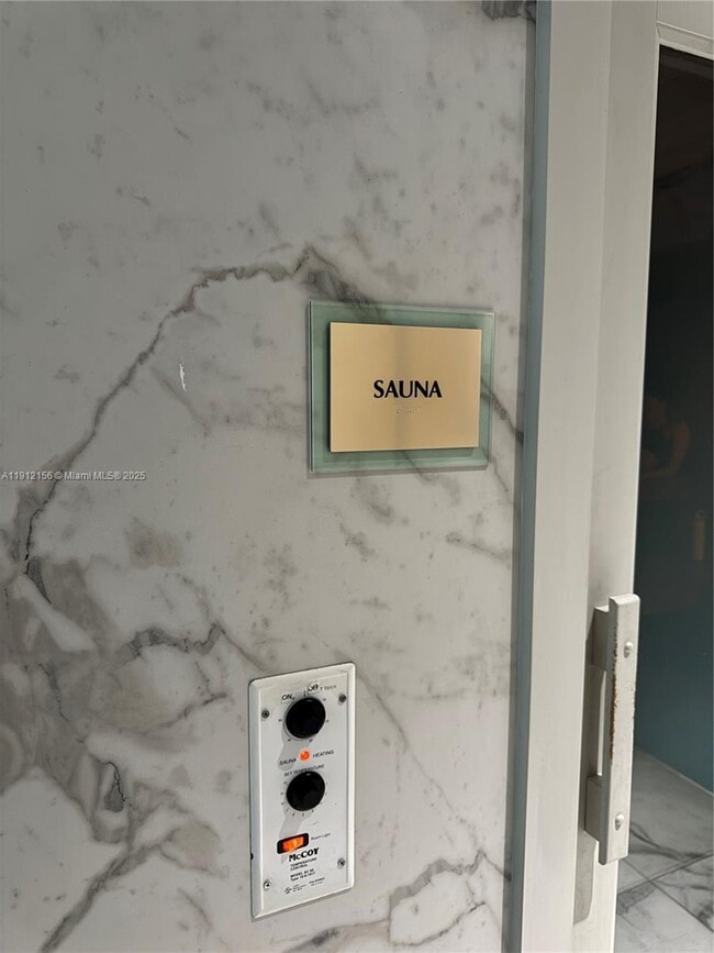 Building Photo - 90 SW 3rd St