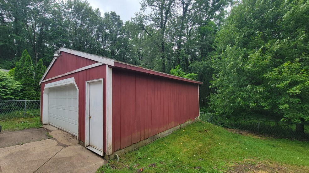 Building Photo - 1634 Hilda St