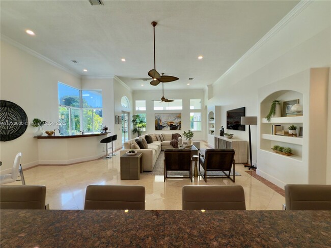 Building Photo - 5941 SW 185th Way