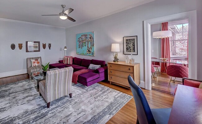 Building Photo - 518 Lamar Ave