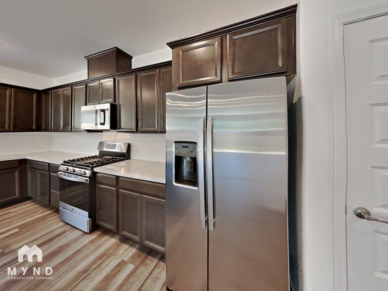 Building Photo - 1688 Bullock Dr