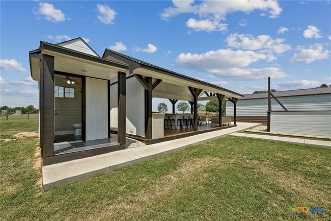 Building Photo - 401 Co Rd 368