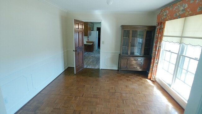 Building Photo - 4750 Heatherwood Dr