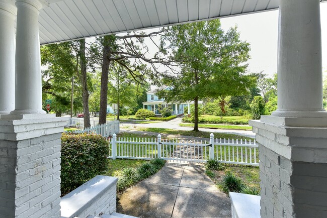 Building Photo - Welcome to the Front Porch