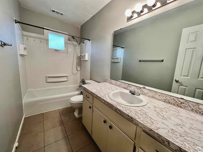 Building Photo - 3710 Brush Creek Dr