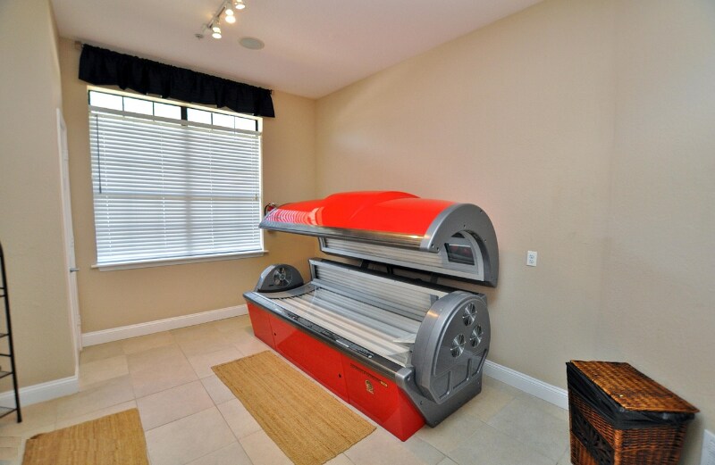 Building Photo - 700 Boardwalk Dr