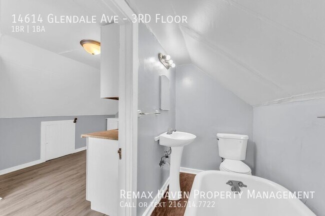 Building Photo - 14614 Glendale Ave