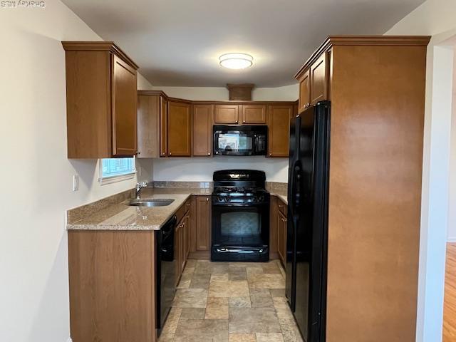 Building Photo - 40 Corchaug Ave