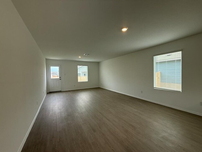Building Photo - 196 Ammolite Ln