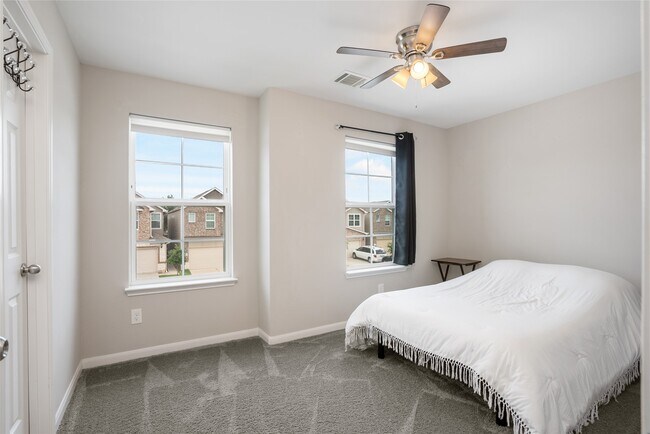 Building Photo - 17137 Wilthorne Colony Ct