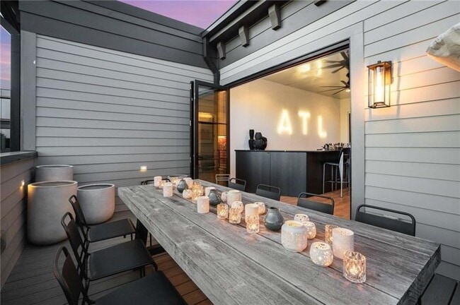 Building Photo - 661 Auburn Ave NE