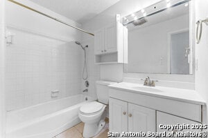 Building Photo - 6323 Forest Knoll St