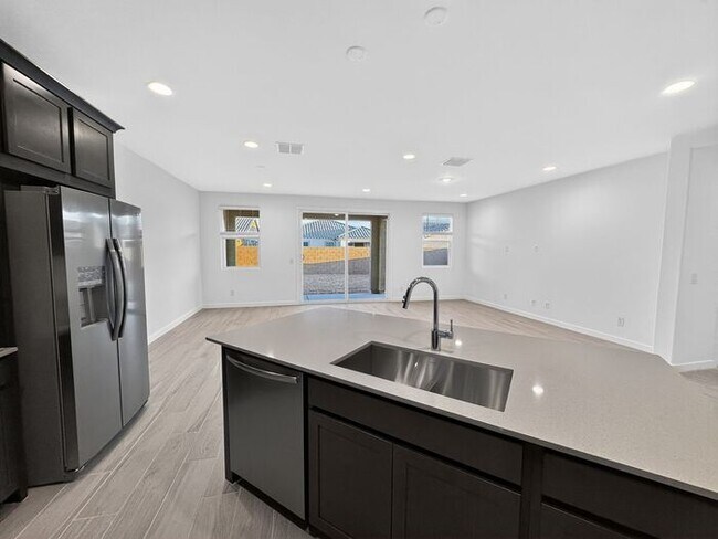 Building Photo - New Home at Wester Gardens! 4 Bedroom 3 Bathrooms!