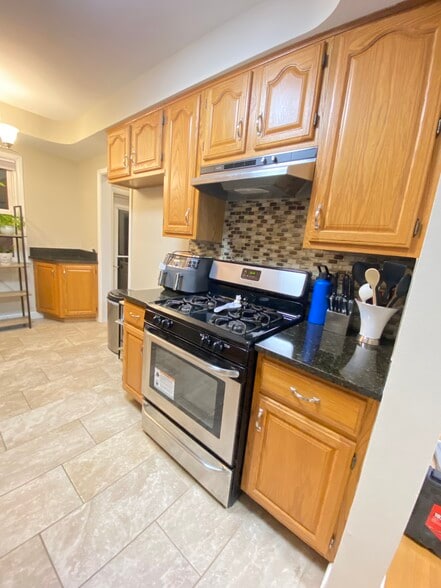 Building Photo - 5300 Harmony Ln