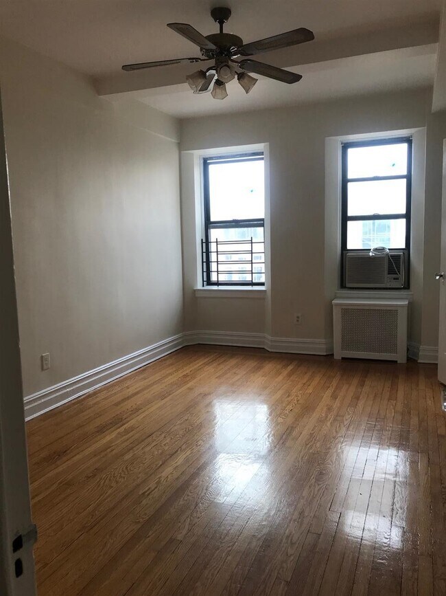 Building Photo - 50 Glenwood Ave