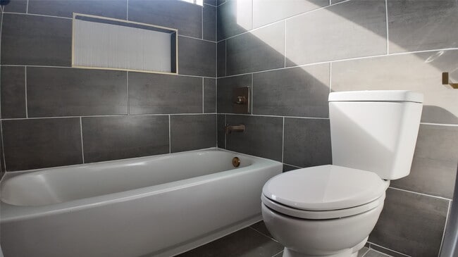 Building Photo - 8114 Double