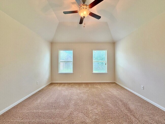 Building Photo - 908 Arvada Dr
