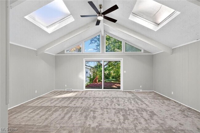 Building Photo - 4521 Golfway Rd