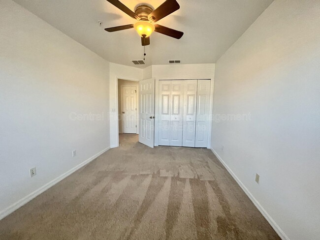Building Photo - 10030 Moorshire Cir