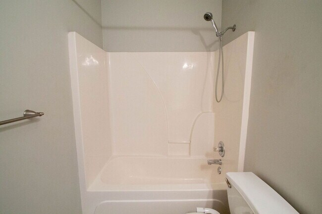 Building Photo - 157 Hayesbury Ct