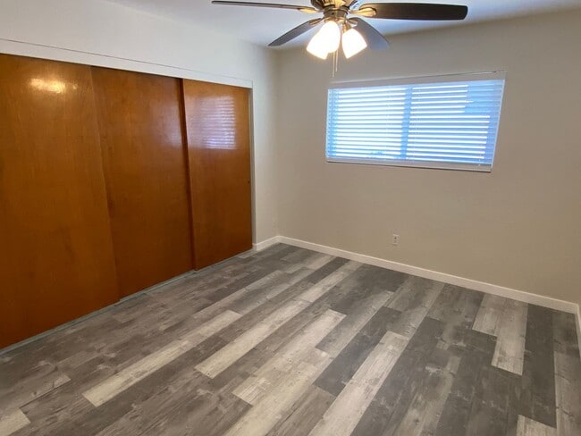 Building Photo - Amazing Home Large Lot