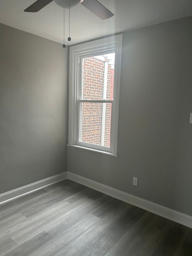 Building Photo - Beautiful  3Br 2Bat house for rent